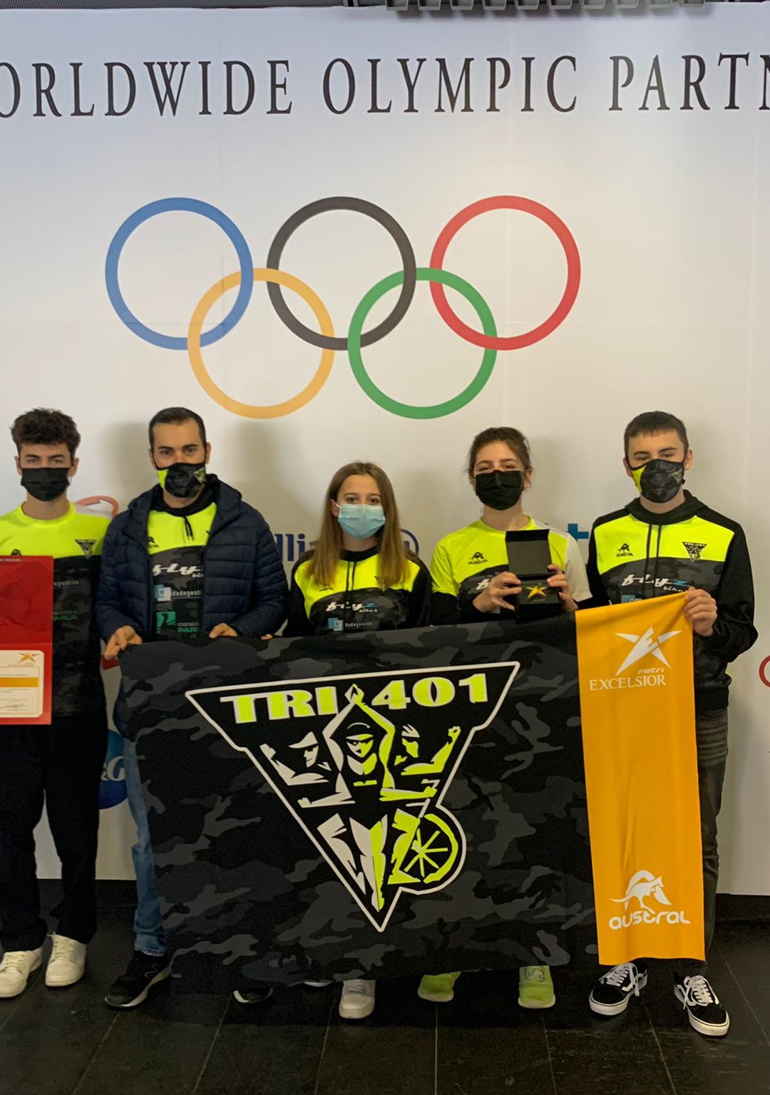 Escuelas y Clubes de Triatlón reciben el sello EXCELENCIA TRI